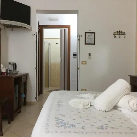 Aquarius Bed & Breakfast
